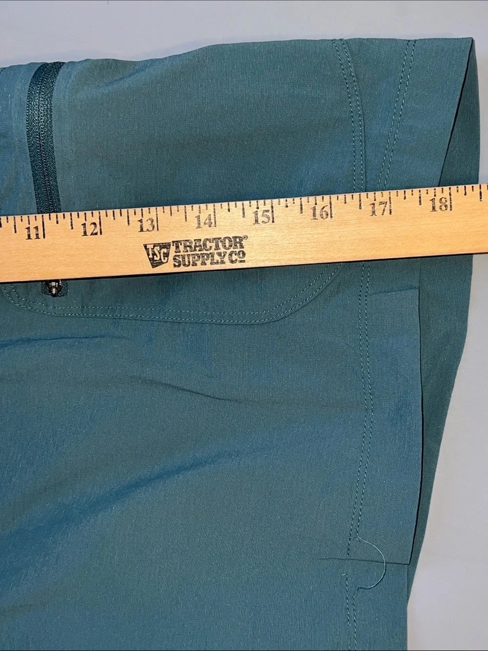 L.L. Bean Women's Athletic Cargo Shorts in Teal Green